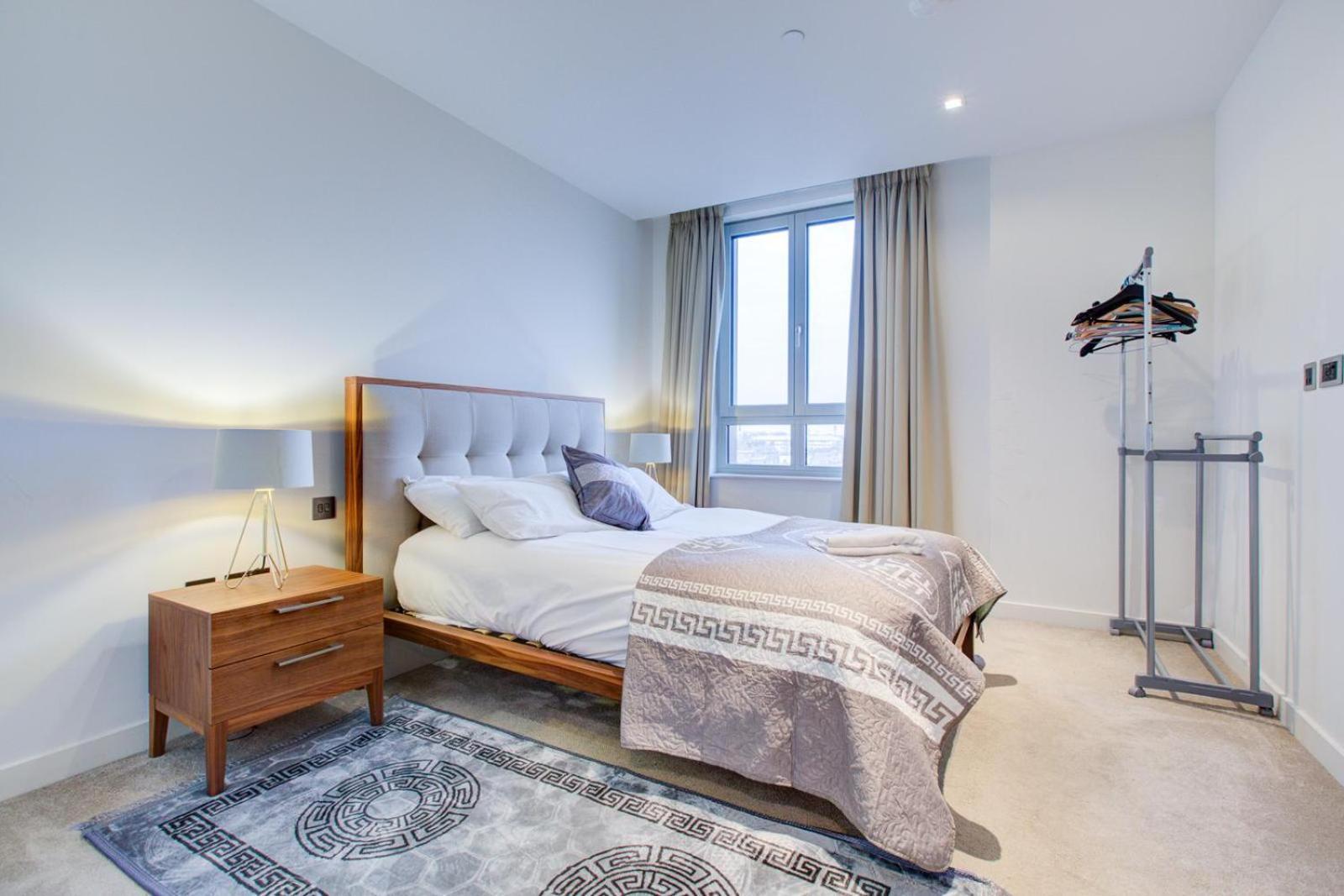 Edgware Road Luxury * London