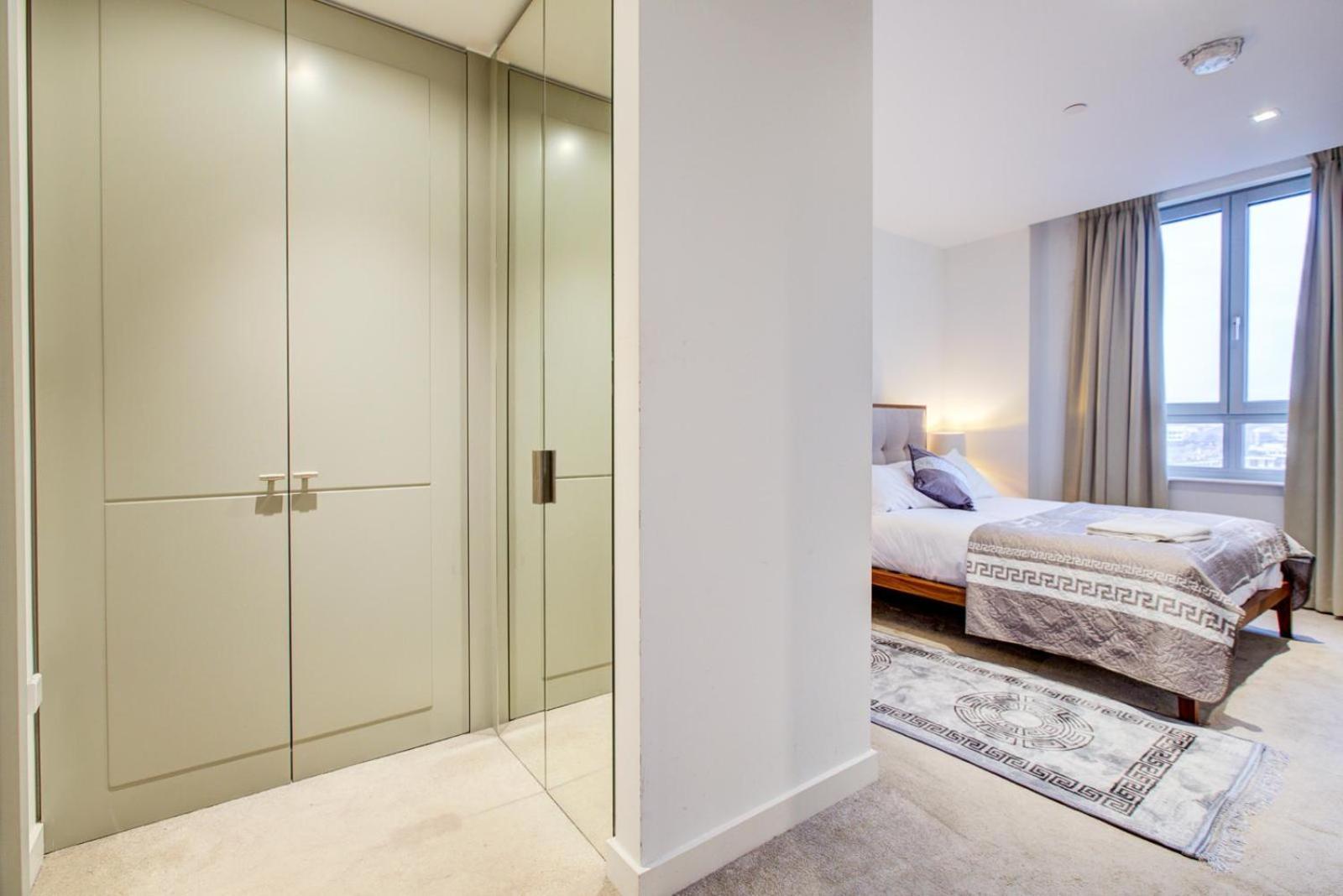 Edgware Road Luxury * London
